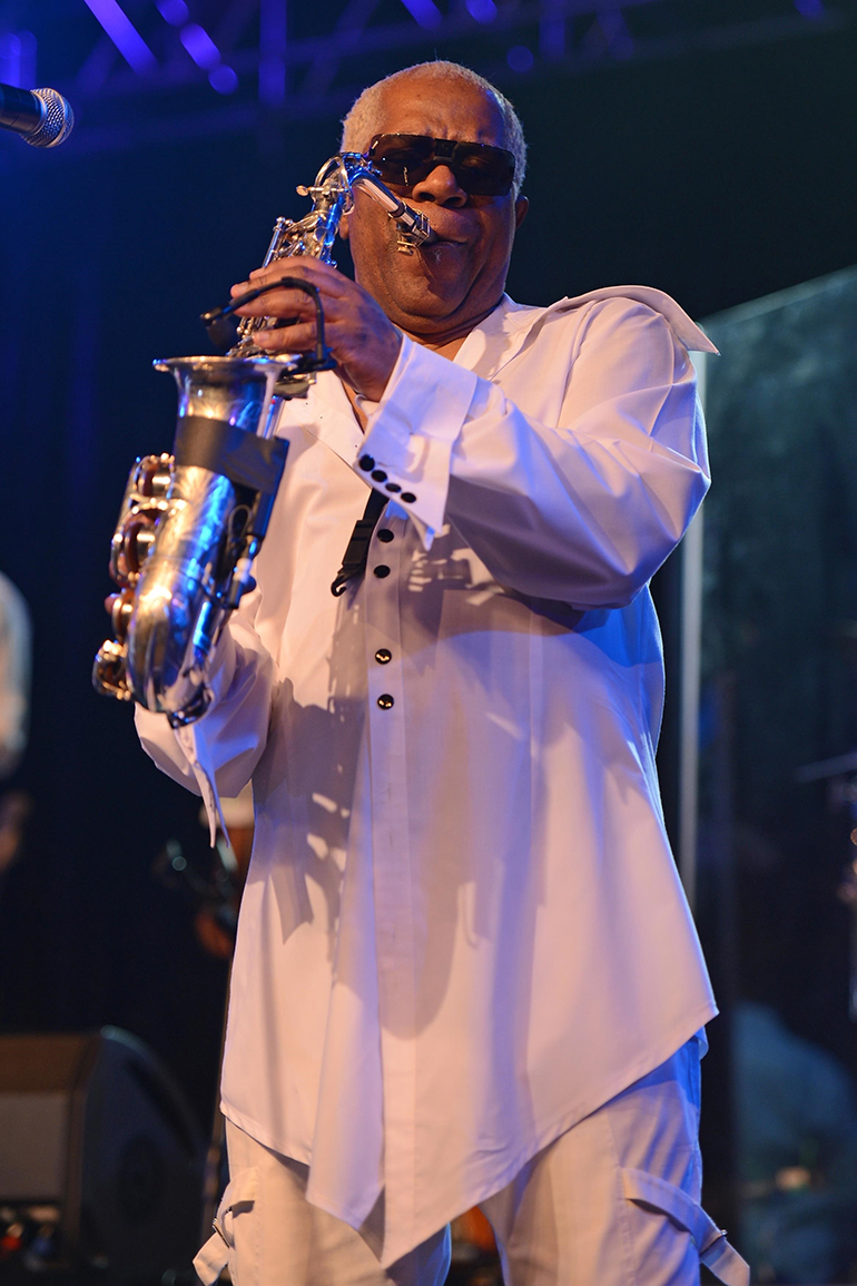 Kool & The Gang yhtyeen saksofonisti Dennis Thomas on kuollut 70vuotiaana Seiska Kool & The Gang yhtyeen saksofonisti Dennis Thomas on kuollut 70vuotiaana Seiska